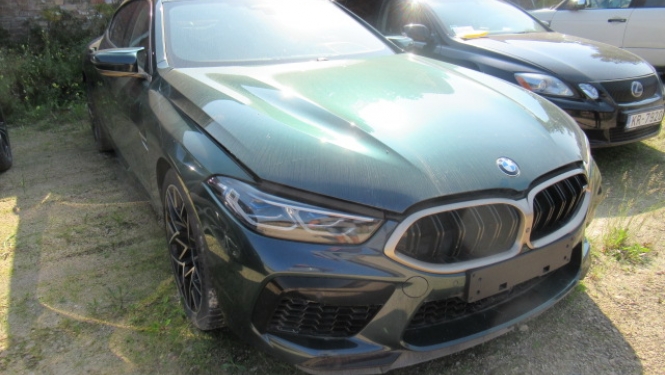 BMW M8