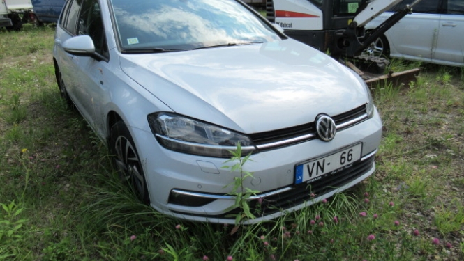 VW Golf