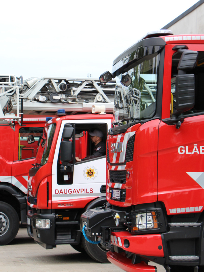 Jaunās glābēju automašīnas